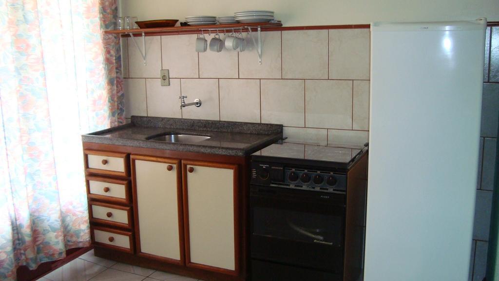 Residencial Ilha Dourada Hotel Говернадор Селсо Рамос Екстериор снимка