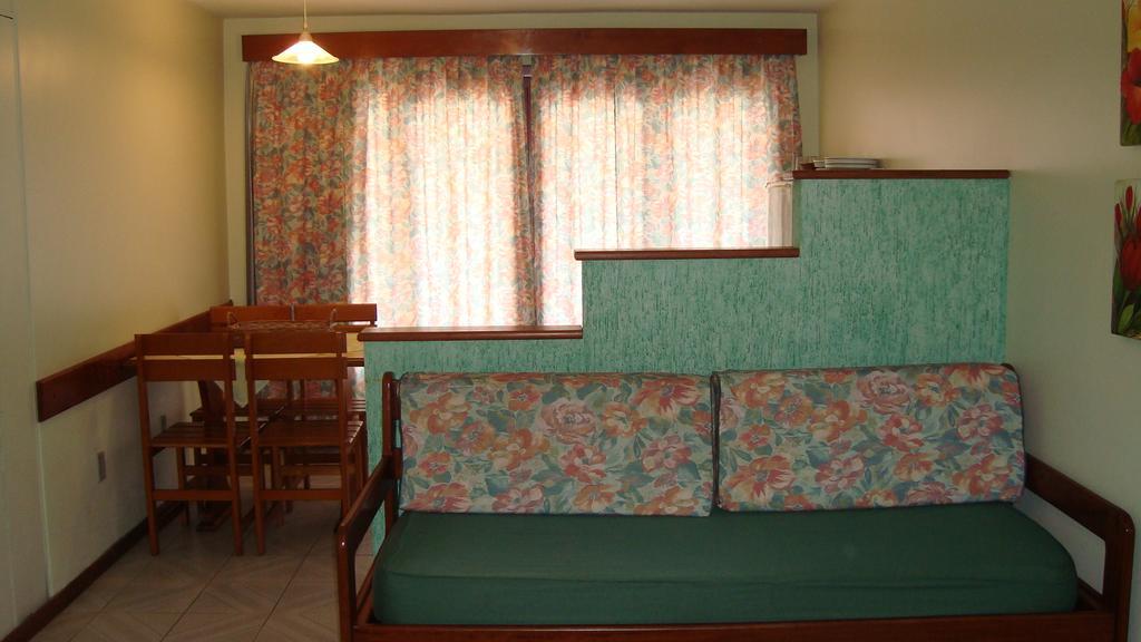 Residencial Ilha Dourada Hotel Говернадор Селсо Рамос Екстериор снимка