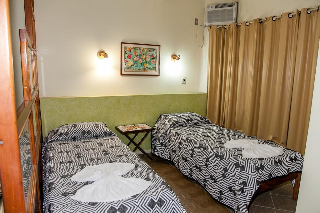 Residencial Ilha Dourada Hotel Говернадор Селсо Рамос Стая снимка